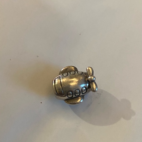 Pandora airplane charm. - Picture 1 of 2